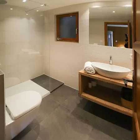 Royal 4 By Interhome Apartmán